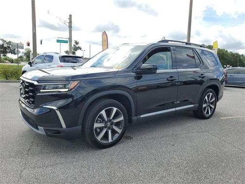 2023 Honda Pilot Touring