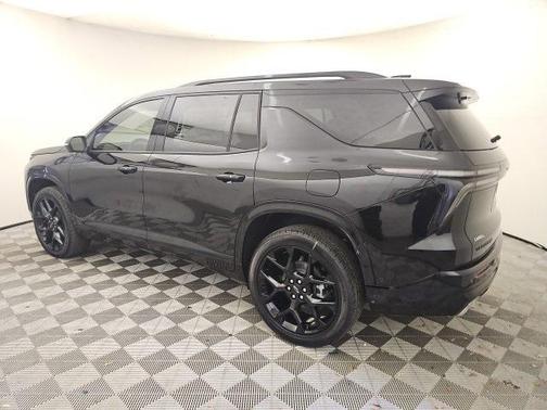 2025 Chevrolet Traverse RS
