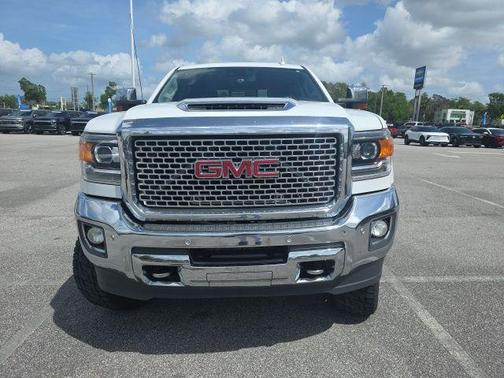 Summit White 2017 GMC Sierra 2500 Denali