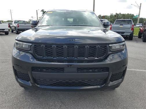 2024 Jeep Grand Cherokee L Laredo