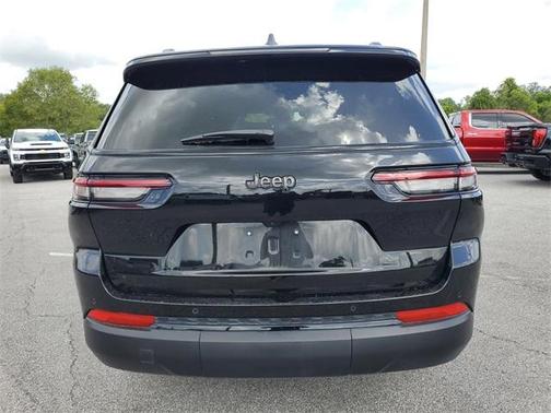 2024 Jeep Grand Cherokee L Laredo