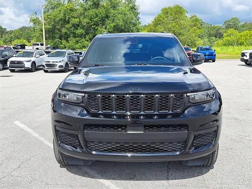 2024 Jeep Grand Cherokee L Laredo