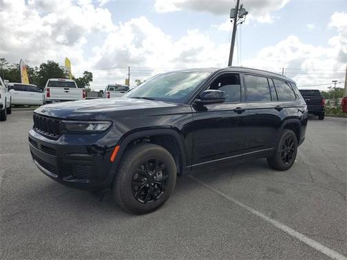 2024 Jeep Grand Cherokee L Laredo
