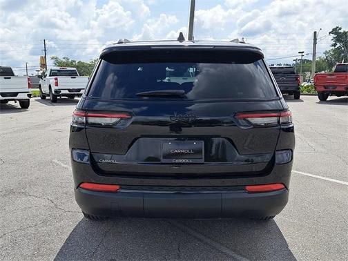 2024 Jeep Grand Cherokee L Laredo