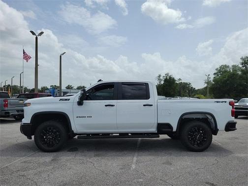 2025 Chevrolet Silverado 2500 Custom