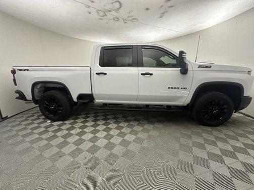 2025 Chevrolet Silverado 2500 Custom