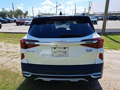 2022 Kia Seltos SX