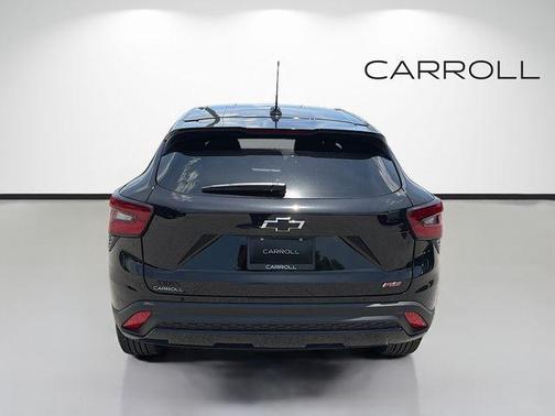 Mosaic Black Metallic 2026 Chevrolet Trax 1RS