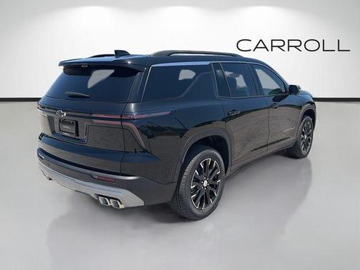 Mosaic Black Metallic 2026 Chevrolet Traverse LT