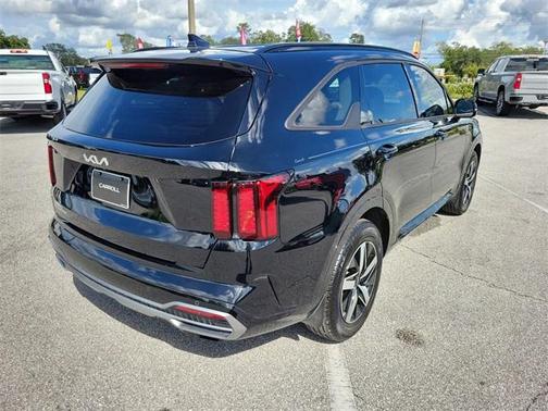 2023 Kia Sorento S