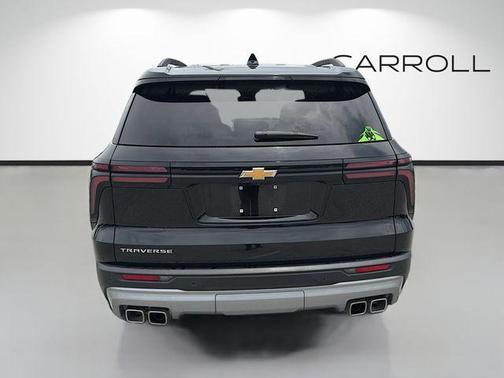 Mosaic Black Metallic 2025 Chevrolet Traverse LT