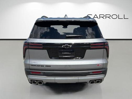 Sterling Gray Metallic 2026 Chevrolet Traverse Z71