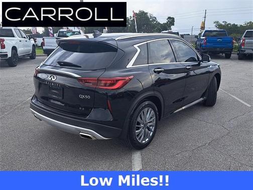 2023 INFINITI QX50 Luxe