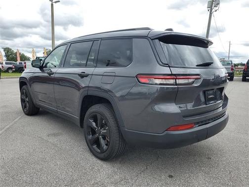 2021 Jeep Grand Cherokee L Laredo