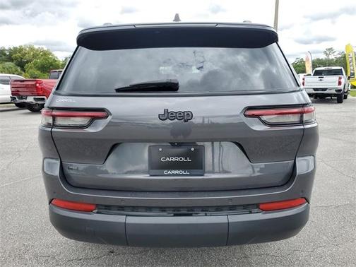 2021 Jeep Grand Cherokee L Laredo