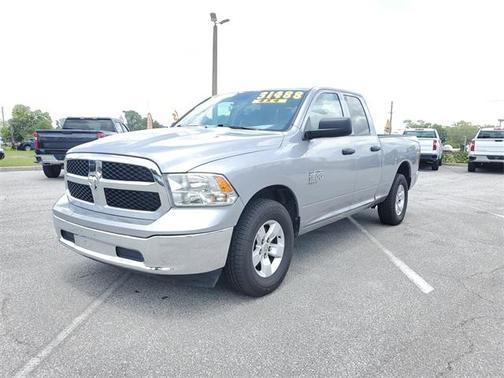 2024 RAM 1500 Classic SLT