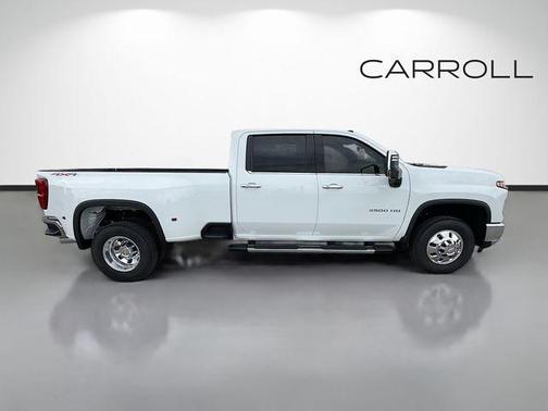 Summit White 2026 Chevrolet Silverado 3500 LTZ