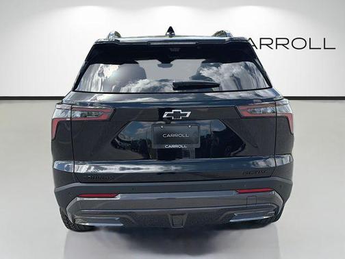 Mosaic Black Metallic 2026 Chevrolet Equinox ACTIV