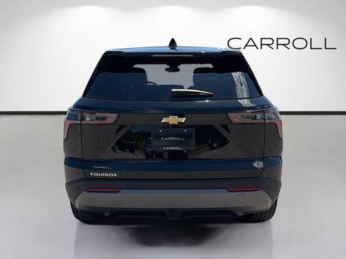 Mosaic Black Metallic 2026 Chevrolet Equinox LT