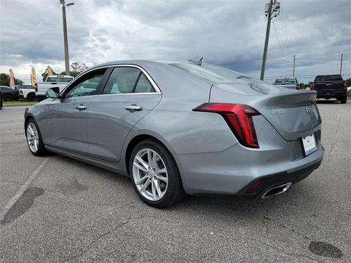 2024 Cadillac CT4 Luxury