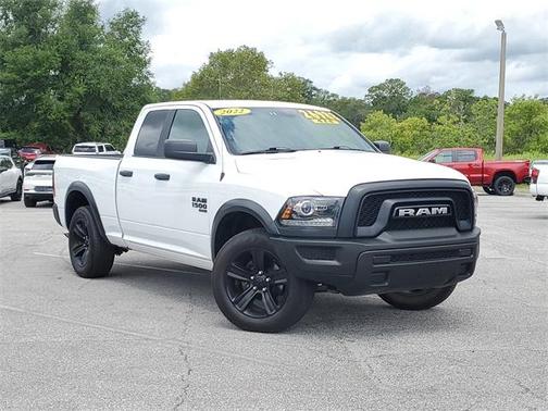 2022 RAM 1500 Classic SLT