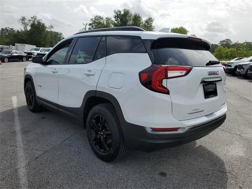 2022 GMC Terrain AT4