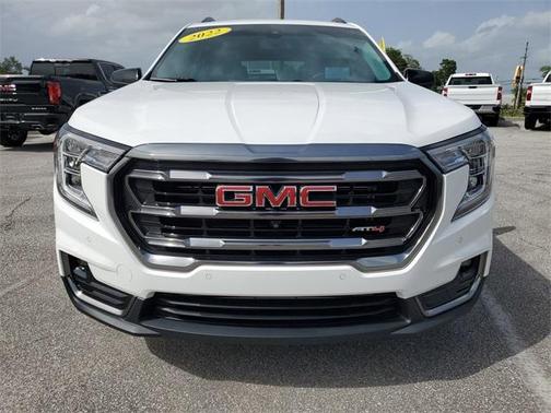 2022 GMC Terrain AT4