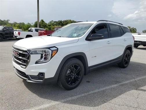 2022 GMC Terrain AT4