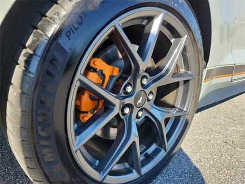 2022 Ford Mustang Mach 1