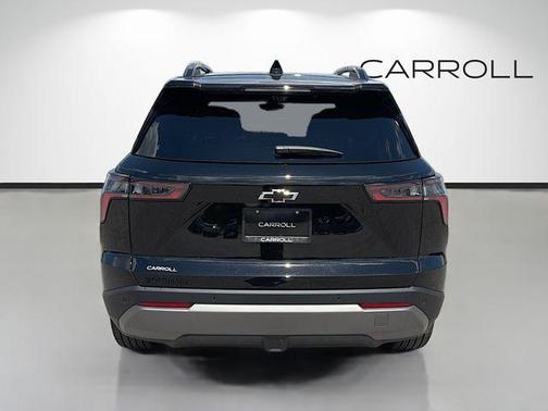 Mosaic Black Metallic 2026 Chevrolet Equinox LT