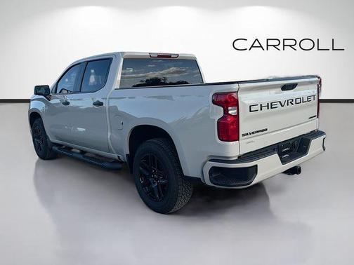 White Sand 2026 Chevrolet Silverado 1500 Custom