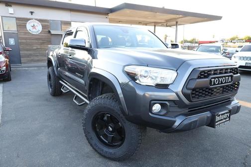 2020 Toyota Tacoma SR5