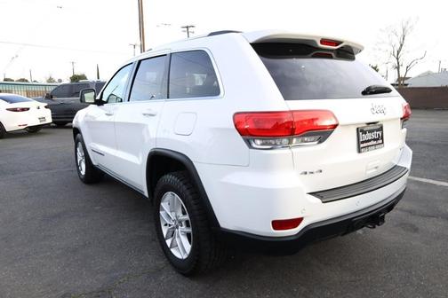 2017 Jeep Grand Cherokee Laredo