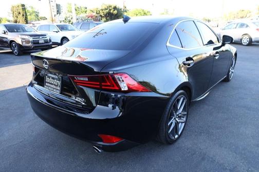 2015 Lexus IS 250 Crafted Line