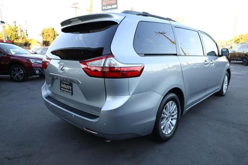 2015 Toyota Sienna XLE