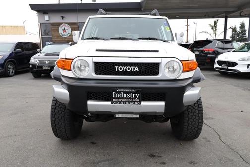 2010 Toyota FJ Cruiser 