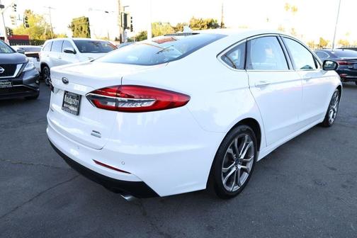 2019 Ford Fusion SEL