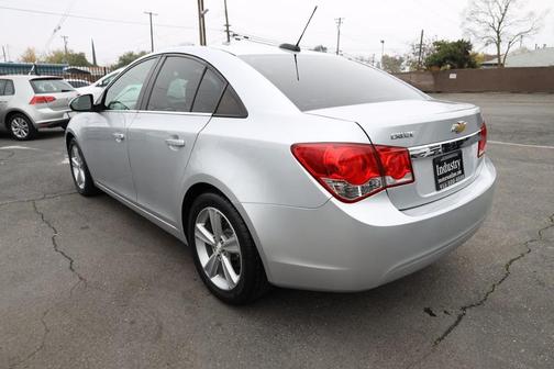 2015 Chevrolet Cruze 1LT