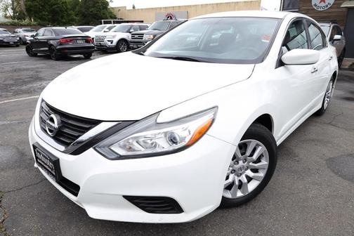 Glacier White 2017 Nissan Altima 2.5 S