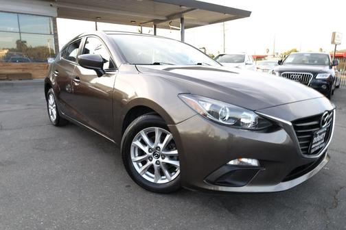 2015 Mazda Mazda3 i Sport