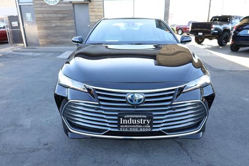 2019 Toyota Avalon Hybrid Limited