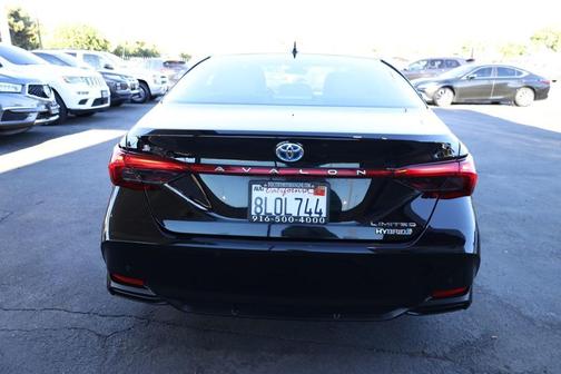 2019 Toyota Avalon Hybrid Limited