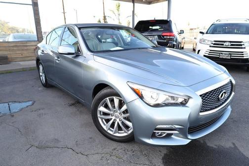 2014 INFINITI Q50 Premium