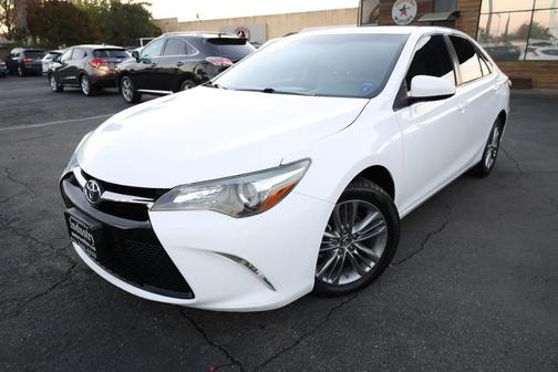 2015 Toyota Camry SE