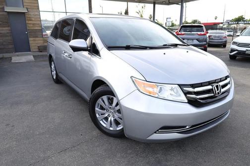 Lunar Silver Metallic 2016 Honda Odyssey EX-L