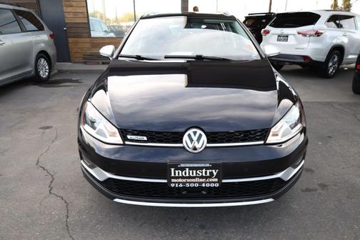 2017 Volkswagen Golf Alltrack TSI SE