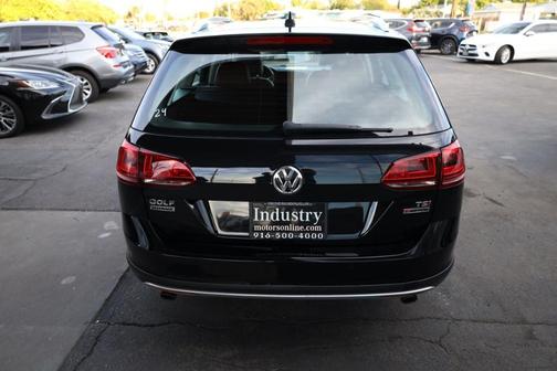 2017 Volkswagen Golf Alltrack TSI SE