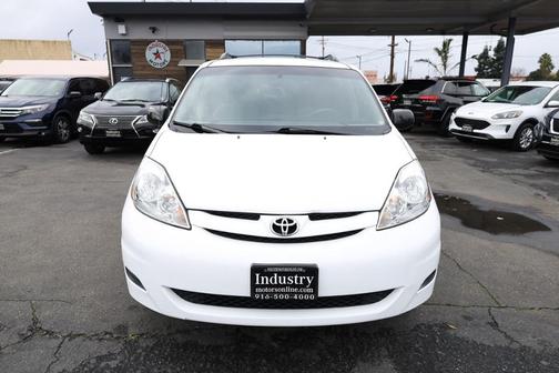 2006 Toyota Sienna LE