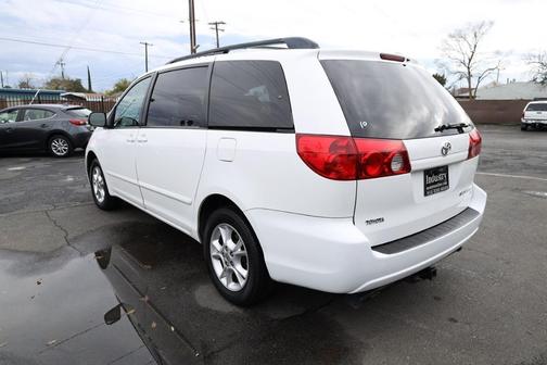 2006 Toyota Sienna LE