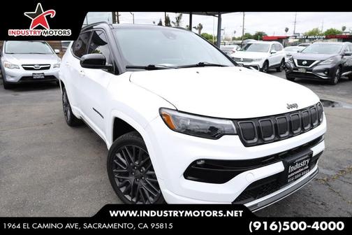 Bright White Clearcoat 2022 Jeep Compass Altitude